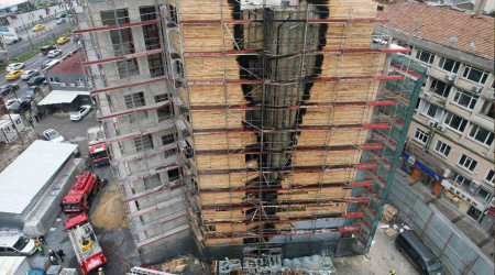 Eminönü'nde tarihi Liman Han'da yangın