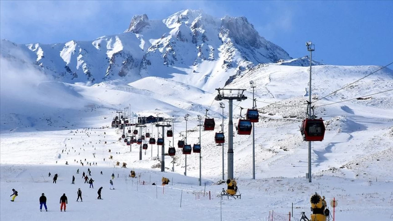 Erciyes Kayak Merkezi'nde k sezonu balad