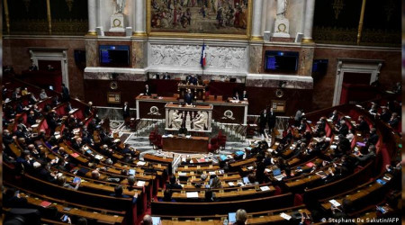 Fransa'da tartışmalı tasarı yasalaştı