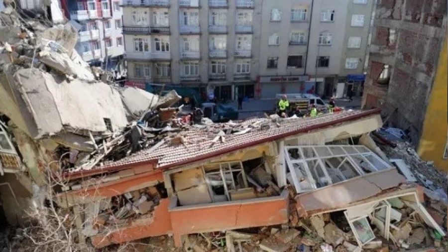 İkinci deprem, enerjiyi daha geniş alana yaydı