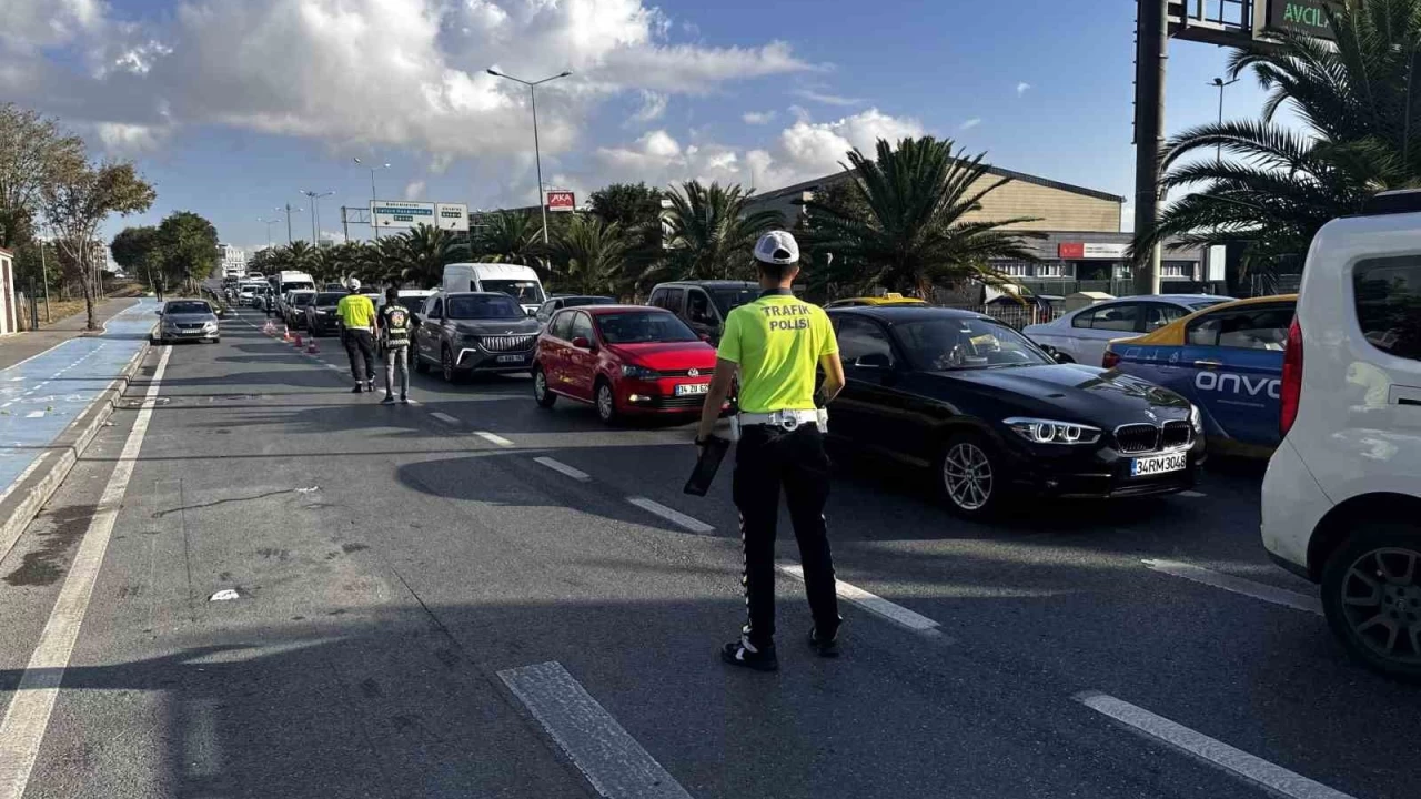 stanbul'da renci servislerine ynelik denetim