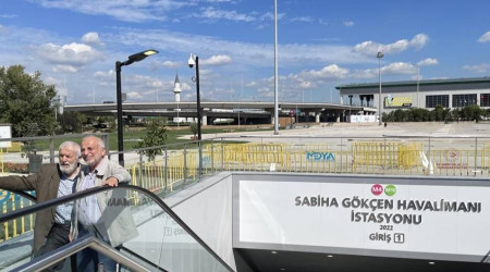 Kadıköy-Sabiha Gökçen metrosunda seferler aksadı