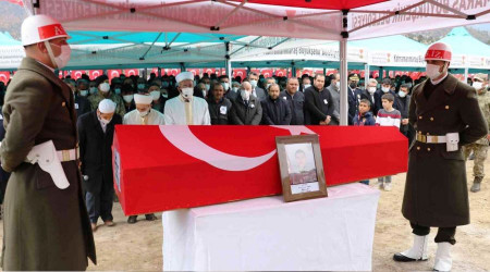 Kahramanmaraşlı şehit son yolculuğuna uğurlandı