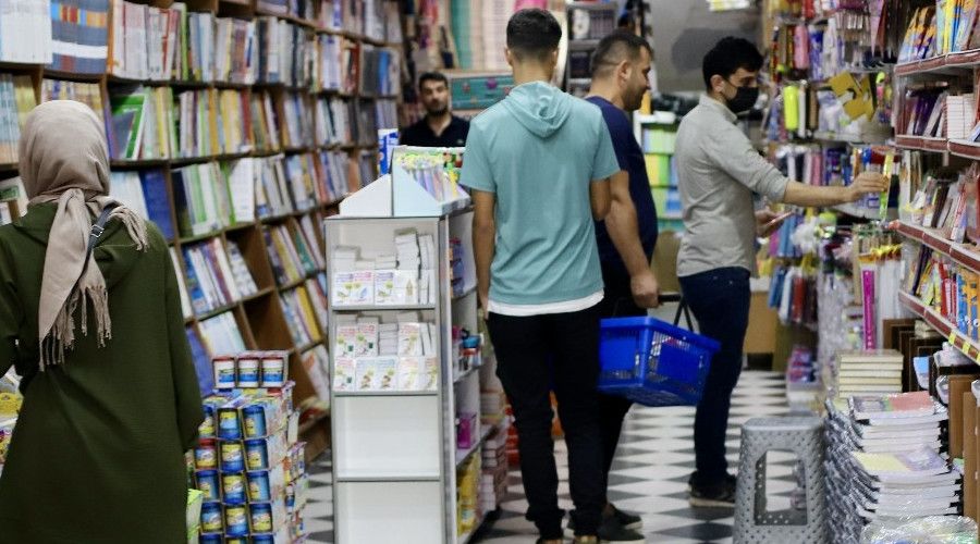 Kırtasiyelerde okula dönüş hazırlıkları başladı