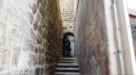 Kur nedeniyle satılık kilisenin fiyatı yükseldi