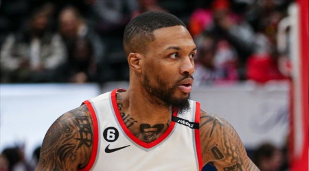 Lillard, takasla Bucks'un yolunu tuttu