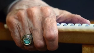 MHP Genel Başkanı Bahçeli'den dikkat çekici yüzük paylaşımı