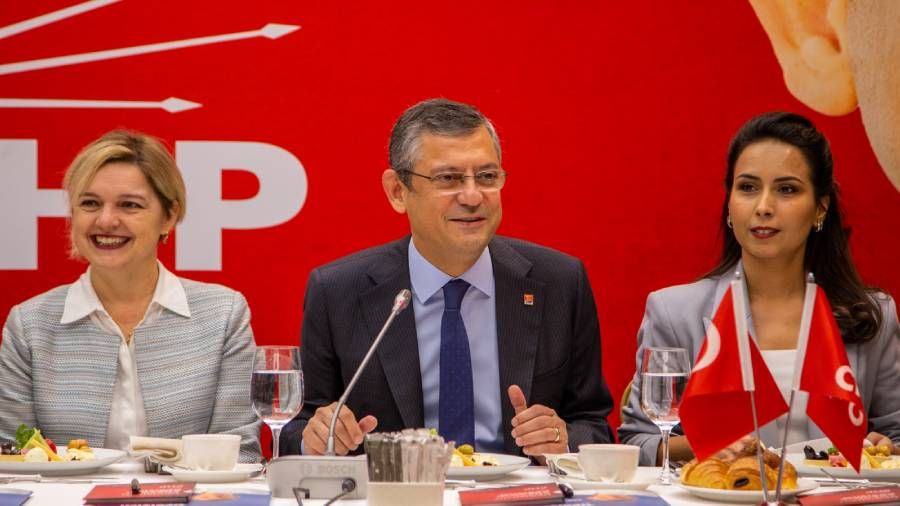 Özgür Özel: Milletvekili grubunda yüzde 55'e 45 biz öndeyiz