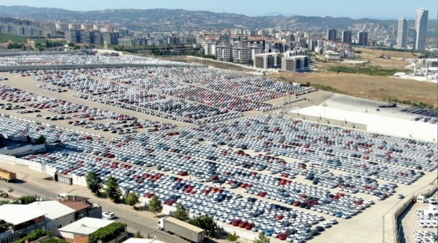 Pandeminin otomotiv sektörüne etkisi sürüyor