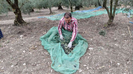 Soğuk ve çamur onları durdurmuyor