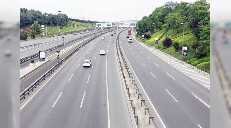 Tatil İstanbul trafiğine yaradı