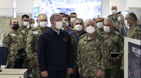 Teröriste 'pençe-kilit' operasyonu