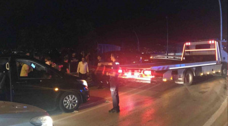 Turist taşıyan minibüs kazaya karıştı, 11 yaralı