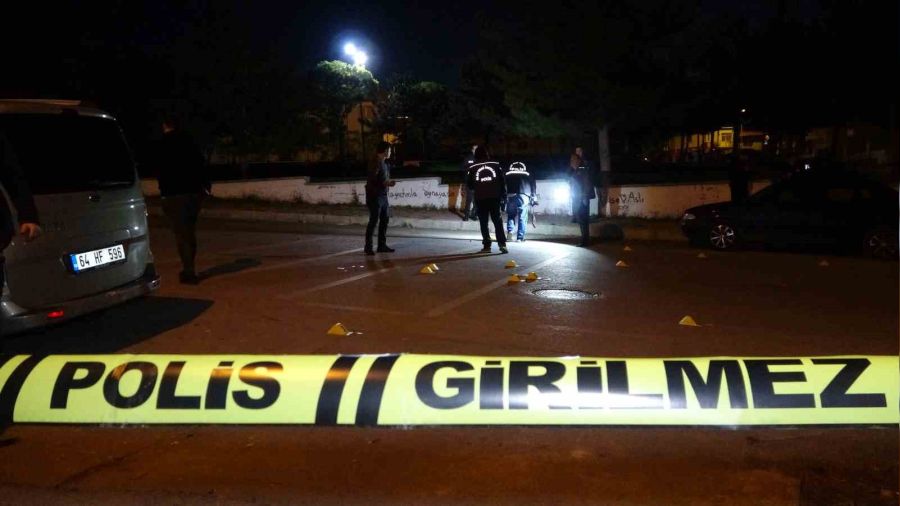 Uşak'ta silahlı kavga: 1'i ağır 2 kişi yaralandı