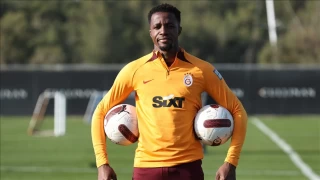 Zaha Galatasaray'dan ayrlyor 