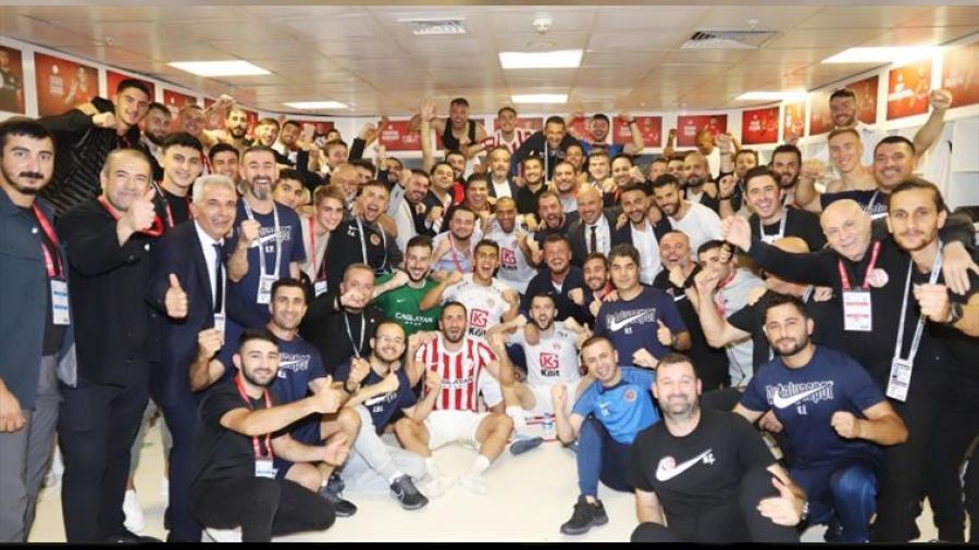 10 yıl sonra bir ilk