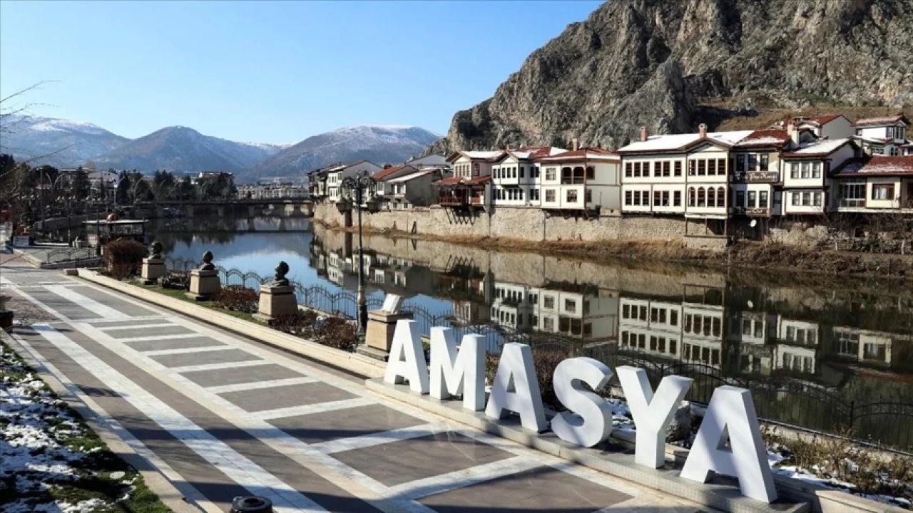 Amasya: Tarihin ve doann bulutuu ehir