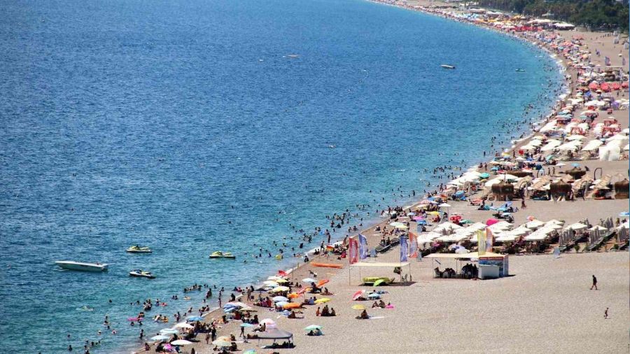 Antalya'da Alman, Rus ve ngiliz younluu