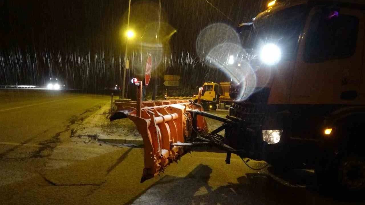 Bolu Dağı geçişinde kar yağışı başladı