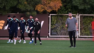 "Bu ligde kalmak istiyoruz"