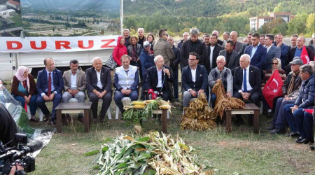 CHP Lideri Kılıçdaroğlu, eski sigara fabrikası arazisinde konuştu