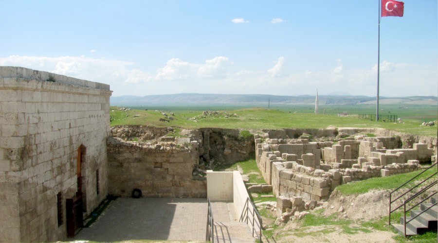 Çökme tehlikesiyle karşı karşıya