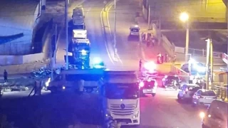 'Dur' ihtarına uymayan genç, polis tarafından vuruldu