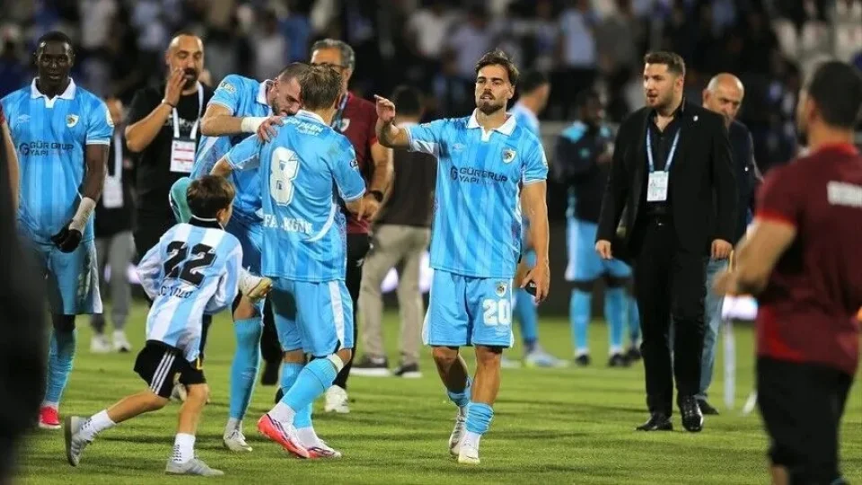 Erzurumspor ilk 3 puanını Konyaspor'dan aldı