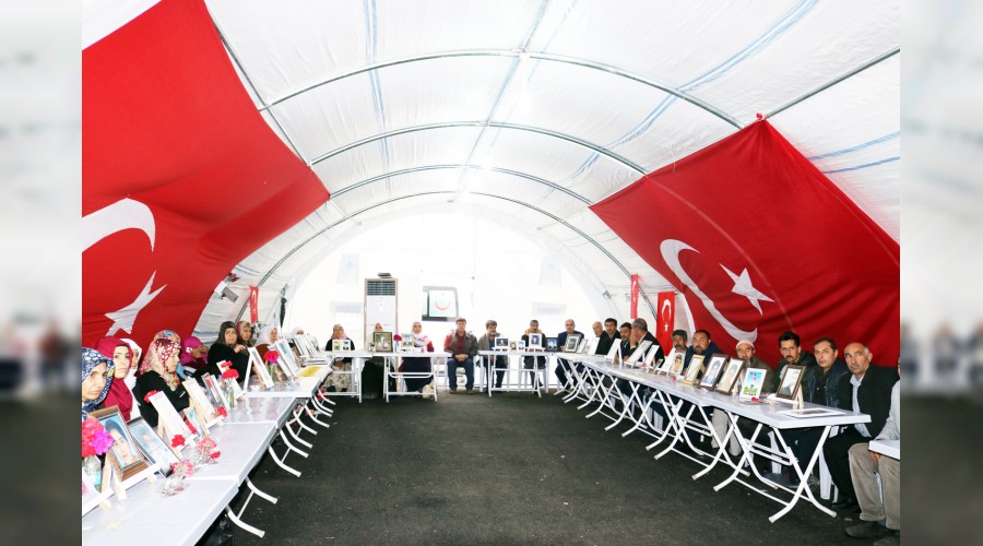 Evlat nöbetine bir katılım daha