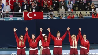  Golbol takmndan Olimpiyatlar'da altn madalya