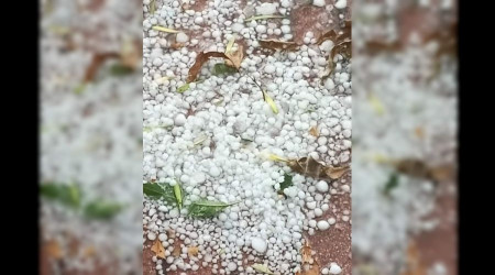 Kağızman'da dolu yağışı