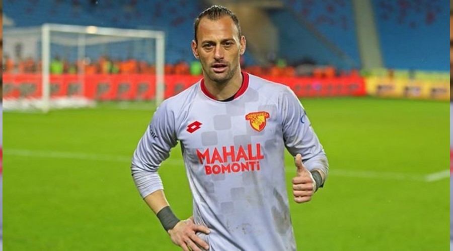 "Kalmam, Göztepe'ye bağlı"