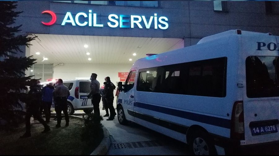 Karı koca birbirini bıçakladı: 2 yaralı