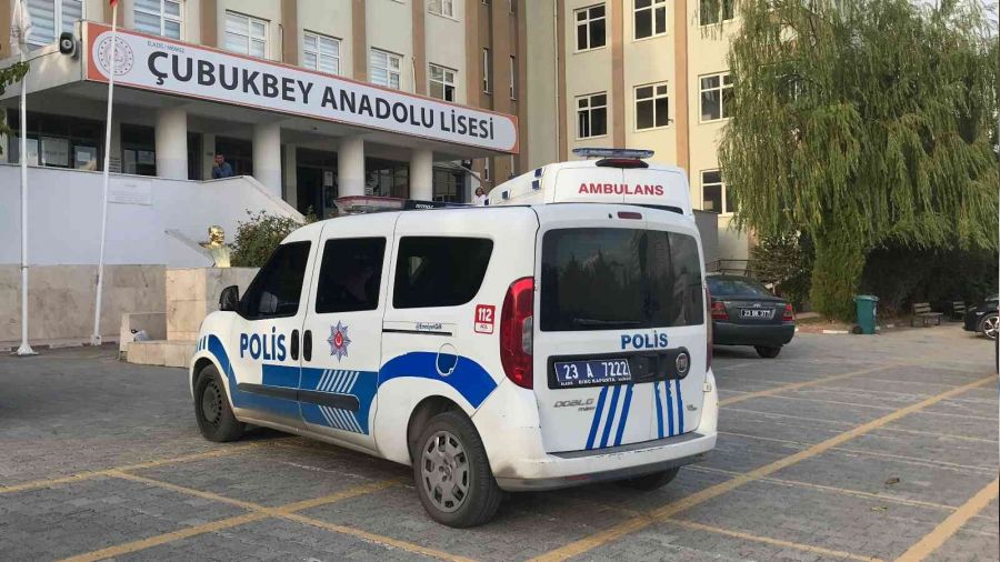 Lisede çalışan hizmetli ölü bulundu
