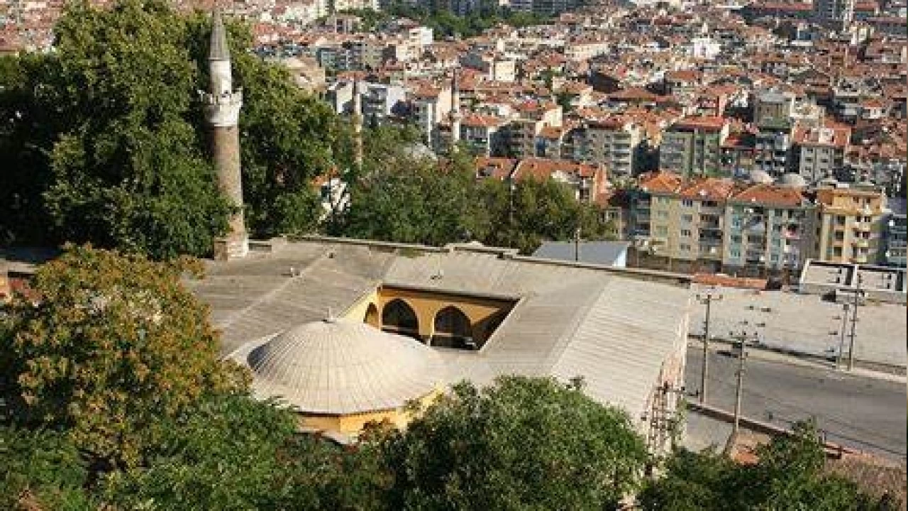 Manisa Ulu Camii ve Medresesi