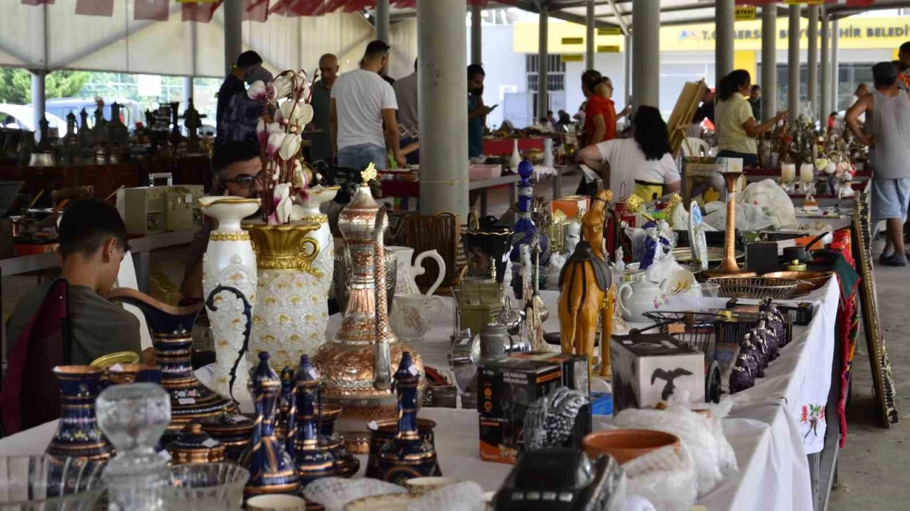 Mersin'de her cumartesi antika pazar kuruluyor