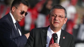 Özgür Özel: Cebinizden 5,5 çeyrek altını Erdoğan çaldı