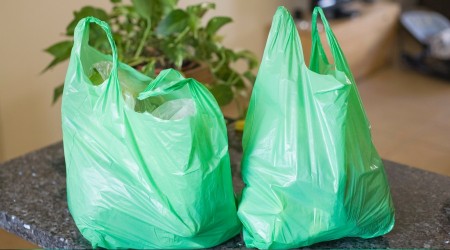 ‘Poşetleri mutfağın içine sokmayın’