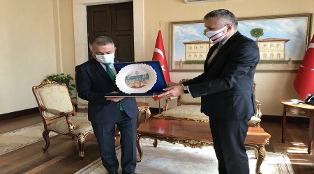 Romenlerin "Antalya sevgisi" devam ediyor