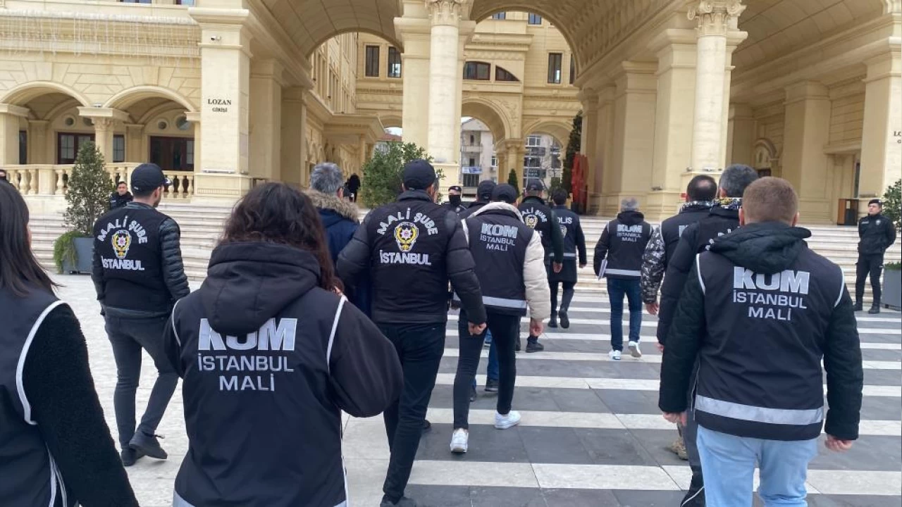 Rüşvet operasyonunda gözaltına alınan 22 şüpheli adliyede