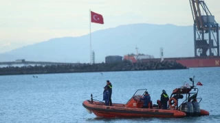 Zonguldak'ta batan geminin personelini arama almalar sryor