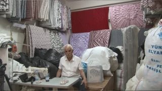 67 yıldır yorgan dikiyor