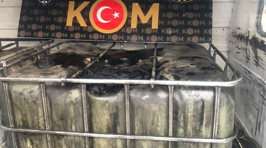 Adana'da 2 bin litre kaçak akaryakıt ele geçirildi