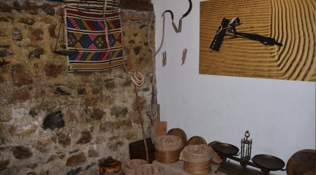 Adeta zamanda yolculuk gibi