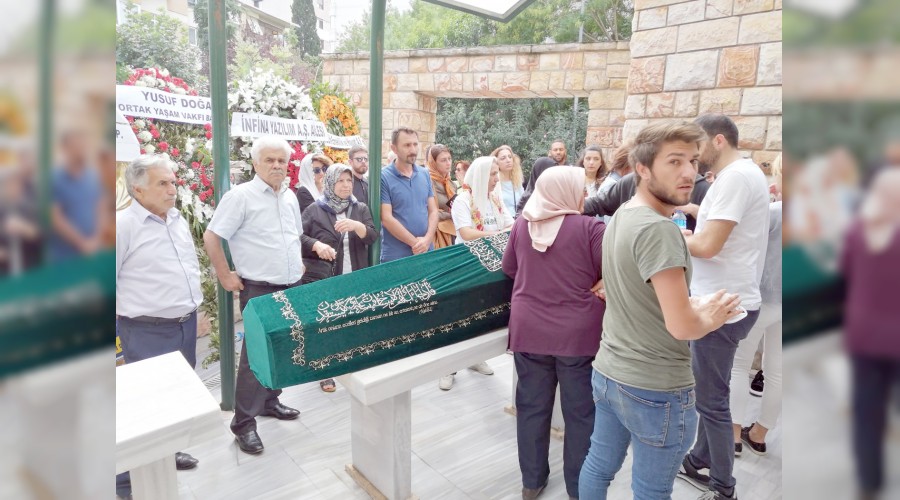 Aniden kırılan direksiyon bir cana mal oldu