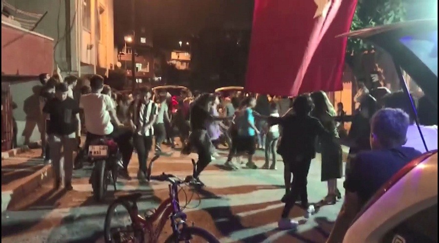 Asker uğurlamayı bir türlü öğrenemedik