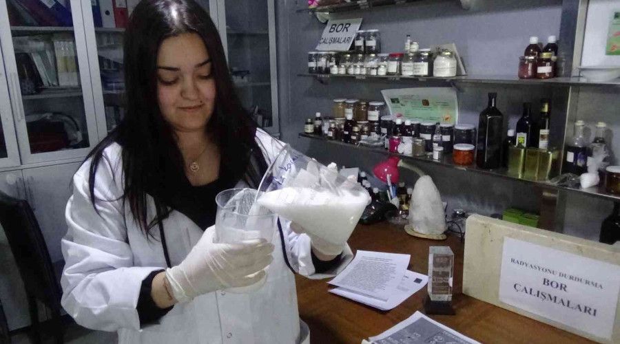 Bor hammaddesiyle geliştirdi... Nükleer tehdide karşı kullanılabilir
