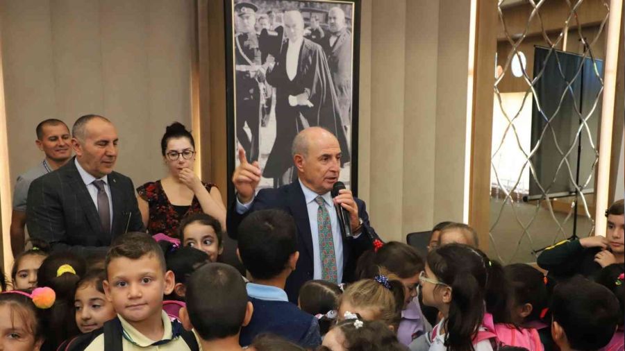 Büyükçekmece Belediyesi'nden 4 bin öğrenciye eğitim desteği