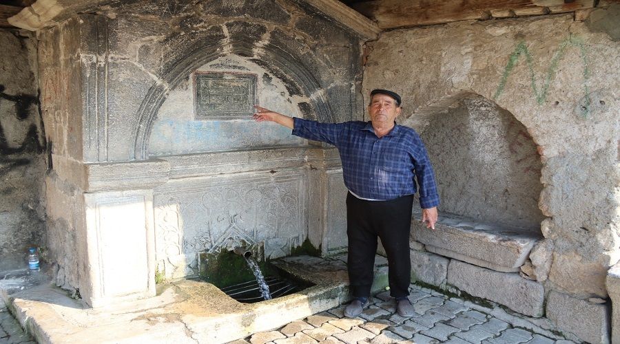'Çırçır Çeşmesi' eski günlerine kavuşmayı bekliyor