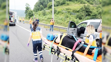 Emniyet şeridinde kaza